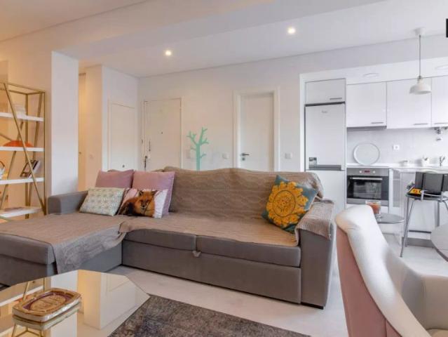 Chic 2 bedroom apartment for rent in Lumiar