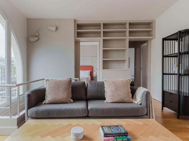 Chic 2 Bedroom Apartment in Val de Grâce, Paris!, Paris Amsterdam Apartments for Rent