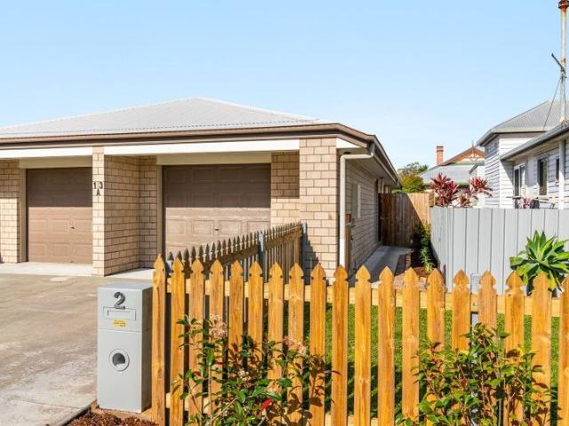 Chic 2 Bedroom Duplex Awaits!