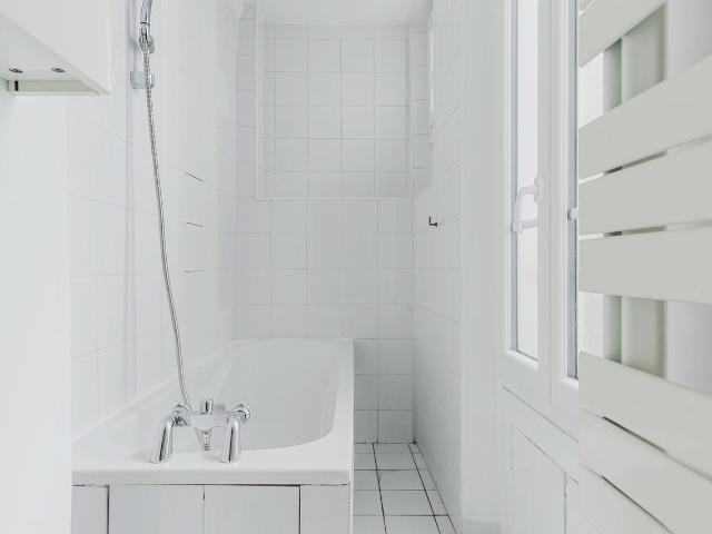 Chic 2 Bedroom Paris Apartment in Saint Lambert, Paris Amsterdam Apartments for Rent