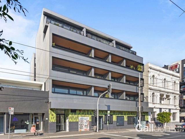 Chic 2BR Apartment in the Heart of Brunswick