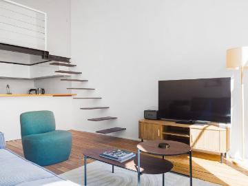 Chic 2BR Apartment in the Heart of Vivienne, Paris Amsterdam Apartments for Rent