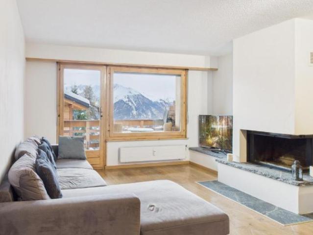 Chic 3.5 pièces appartement meublé avec vue sur les montagnes à Verbier