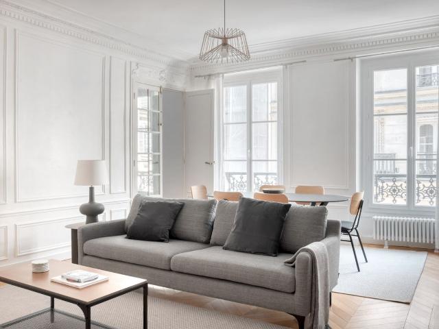 Chic 3 Bedroom Oasis in New Athens, Paris, Paris Amsterdam Apartments for Rent