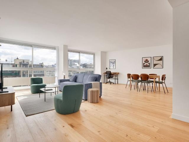 Chic 3 Bedroom Parisian Apartment in Auteuil, Paris Amsterdam Apartments for Rent