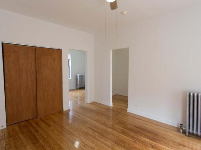Chicago IL 60615 105841425