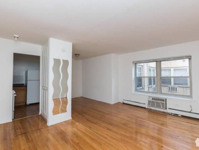 Chicago IL 60626 105337318