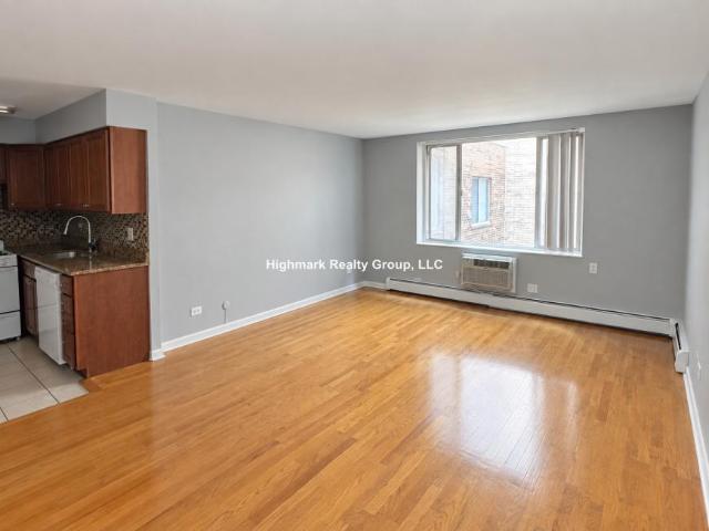 Chicago IL 60626 105510948
