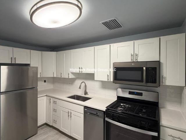 Chicago IL 60645 105908950
