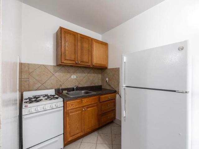 Chicago IL 60645 105921058