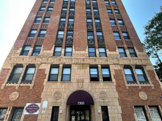 Chicago IL 60649 LS105622160