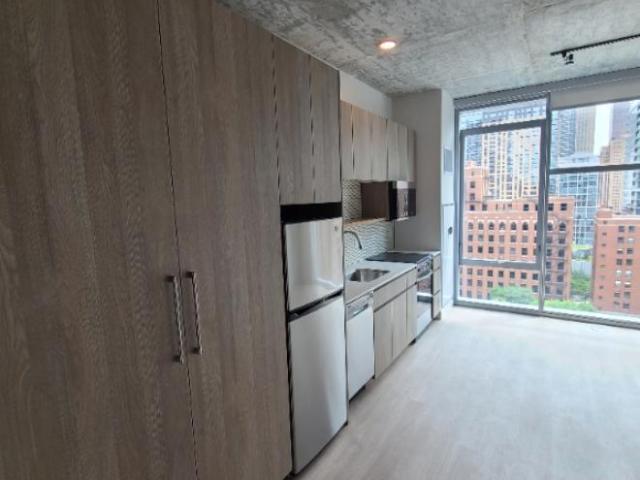 Chicago IL 60654 106026834