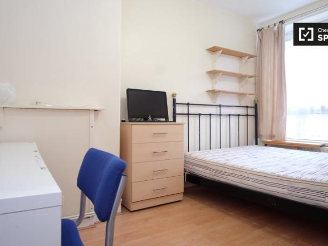 Chicksand House, Chicksand Street, London, E1 5LH, United Kingdom | Room for rent #172001098 | Rentberry