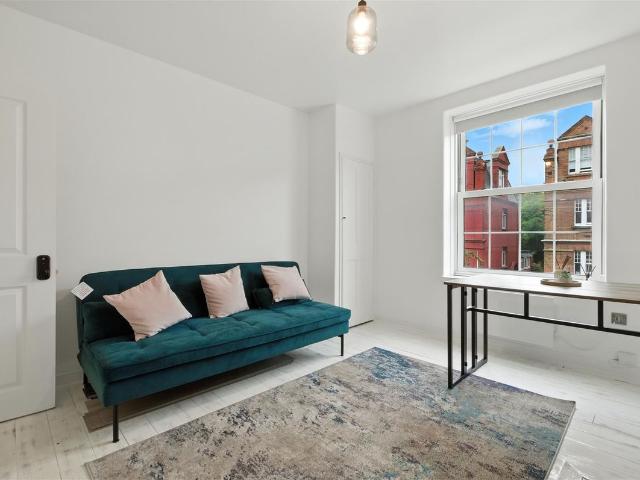 Chicksand Street, London E1, 4 bed flat to rent, £4,500 pcm | PrimeLocation