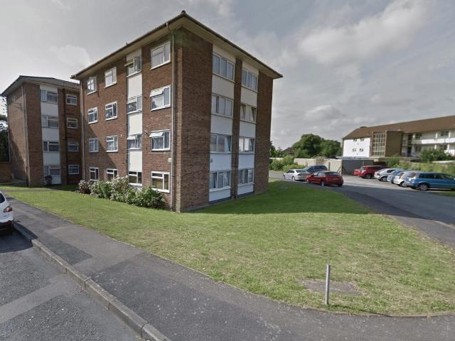 Chichester Court, Stanmore HA7, 3 bed flat to rent, £2,100 pcm | PrimeLocation