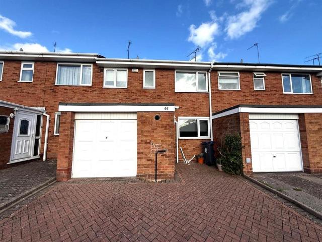 Chichester Drive, Quinton, Birmingham 3 bed terraced house to rent £1,095 pcm £253 pw