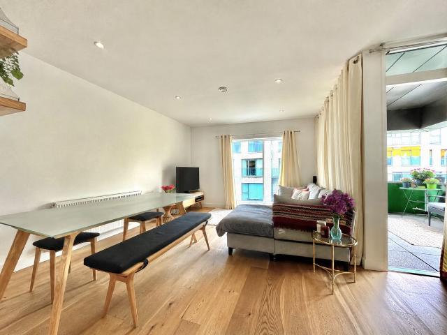 Chichester Lodge, 16 Peartree Way, London SE10, 1 bed flat to rent, £2,000 pcm | PrimeLocation