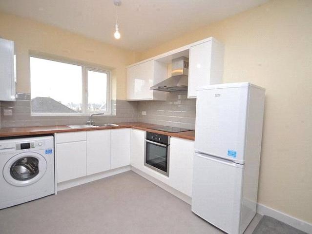 Chigwell Road, London E18, 1 bed flat to rent, £1,450 pcm | PrimeLocation