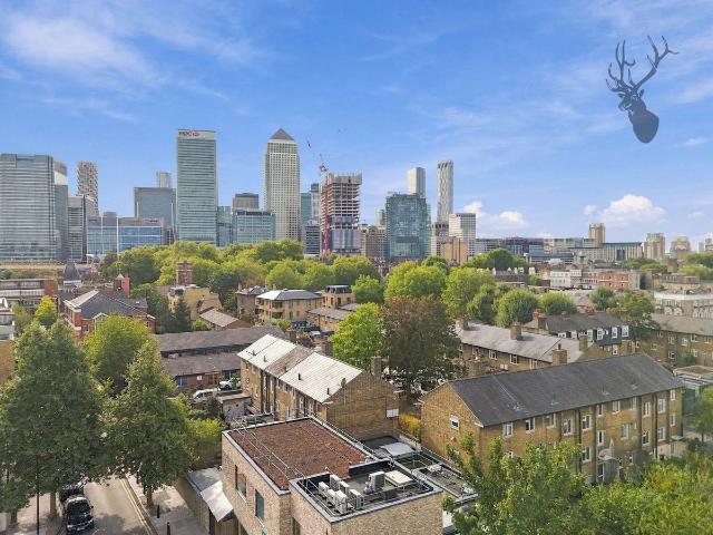 Chilcot Close, London E14, 3 bed maisonette to rent, £2,700 pcm | PrimeLocation