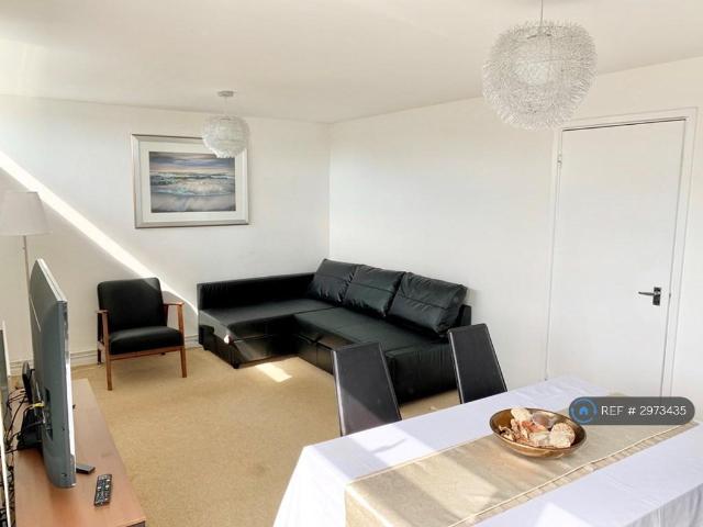 Childbert Rd, Balham, SW17 2 bed flat to rent £2,450 pcm £565 pw