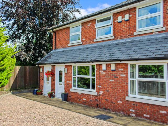 Childe Road, Cleobury Mortimer, Kidderminster DY14, 2 bed flat to rent, £775 pcm | PrimeLocation