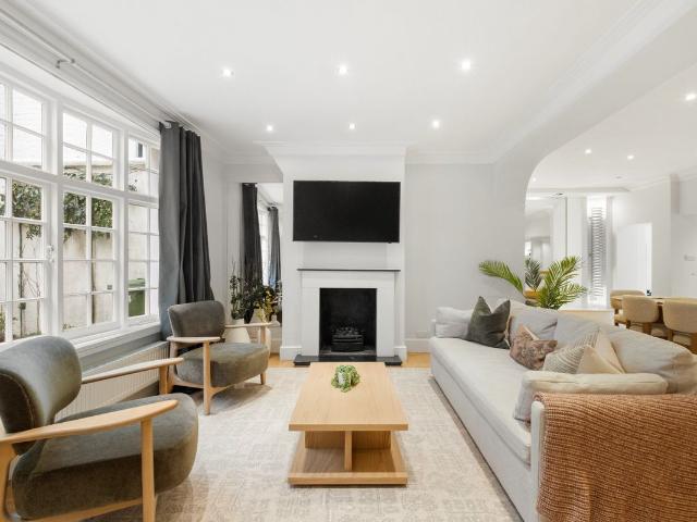 Childs Walk, Earls Court SW5, 3 bed terraced house to rent, £7,750 pcm | PrimeLocation