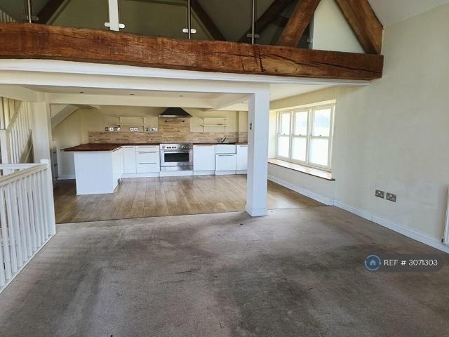 Chillerton Farm Barns, Newport, PO30 3 bed semi detached house to rent £1,500 pcm £346 pw