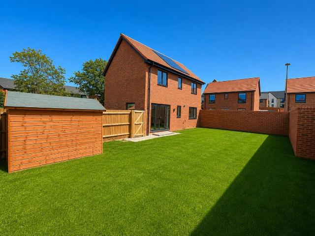 Chillingham Grove, Whitehouse, Milton Keynes MK8, 3 bed detached house to rent, £2,060 pcm | PrimeLocation