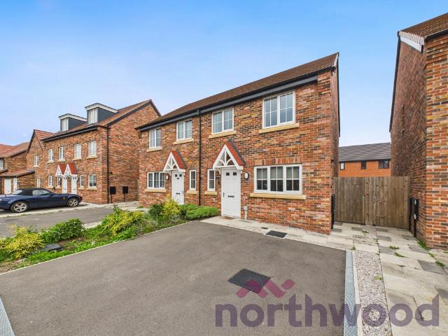 Chillingham Road, Winsford, CW7 3 bed semi detached house to rent £1,150 pcm £265 pw