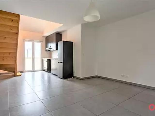 Chilly Mazarin 91380 Location appartement 3 pièces t3 terrasse