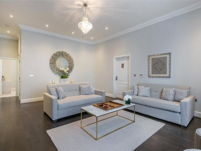 Chilworth Court, London, W2 4 bed flat to rent £15,925 pcm £3,675 pw