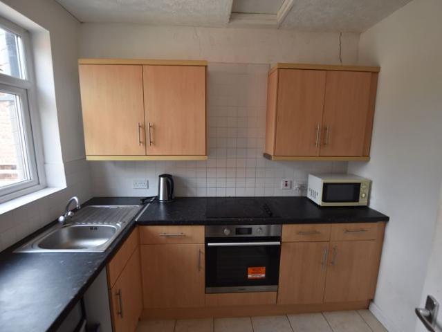 Chilwell Road, Nottingham NG9, 1 bed flat to rent, £695 pcm | PrimeLocation