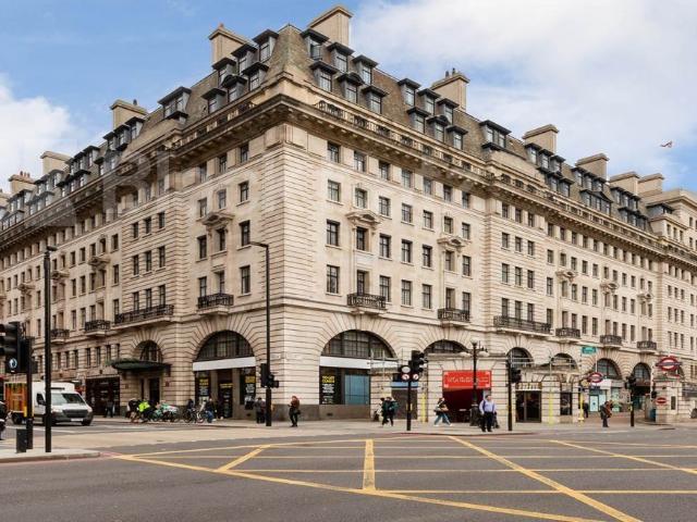 Chiltern Court, Baker Street, Baker Street NW1, 2 bed flat to rent, £3,683 pcm | PrimeLocation