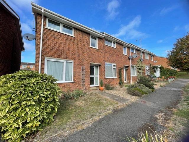Chiltern Park Avenue, Berkhamsted 3 bed house to rent £1,900 pcm £438 pw