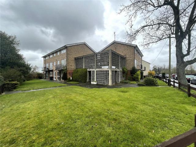 Chiltern Road, Bedfordshire LU6 3 bed maisonette to rent £1,450 pcm £335 pw