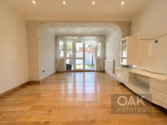 Ching Way, London E4, 4 bed terraced house to rent, £3,500 pcm | PrimeLocation