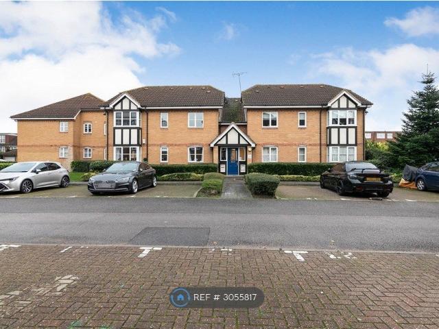 Chingford, London E4, 2 bed flat to rent, £1,600 pcm | PrimeLocation