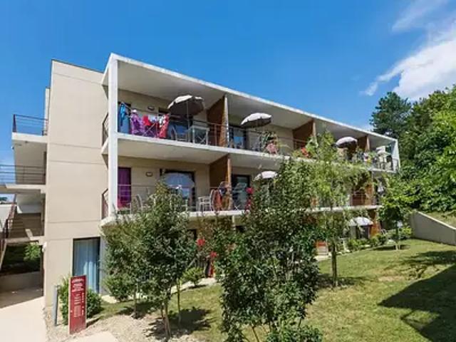 Chinon 37500 Achat / Vente appartement 2 pièces t2 au dernier étage cave