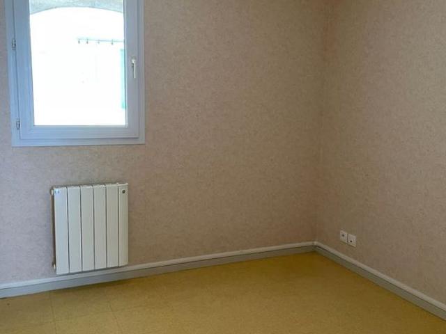 Chinon Faubourg St Jacques appartement T4