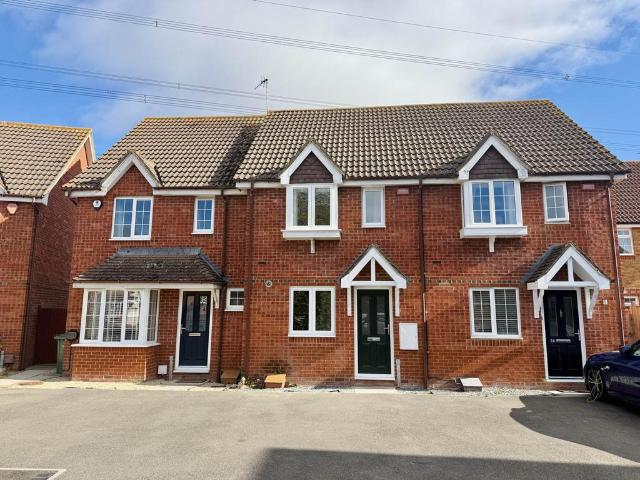 Chinnock Brook, Didcot 2 bed terraced house to rent £1,400 pcm £323 pw