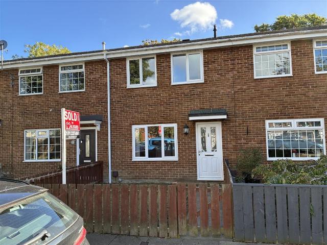 Chipchase Court, New Hartley NE25, 3 bed terraced house to rent, £795 pcm | PrimeLocation