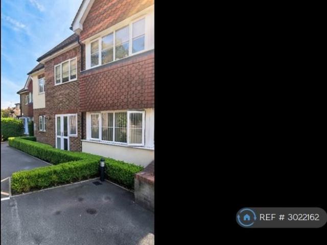 Chipstead, Coulsdon, CR5 2 bed flat to rent £1,995 pcm £460 pw