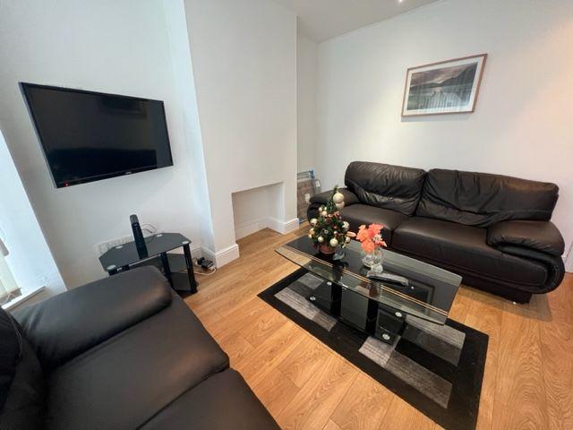 Chippinghouse Road, Sheffield S8, Room to rent, £585 pcm | PrimeLocation