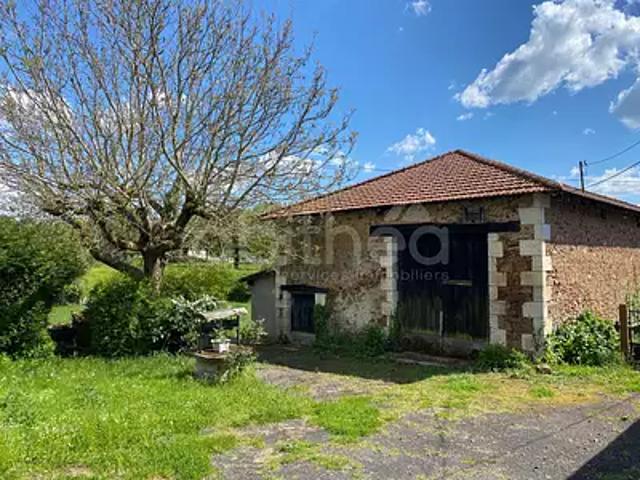 Chirac 16150 Achat / Vente maison 3 pièces t3 jardin