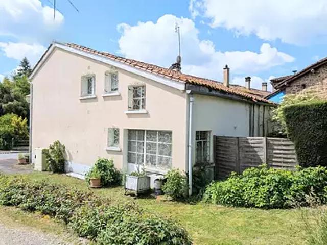 Chirac 16150 Achat / Vente maison 8 pièces t8
