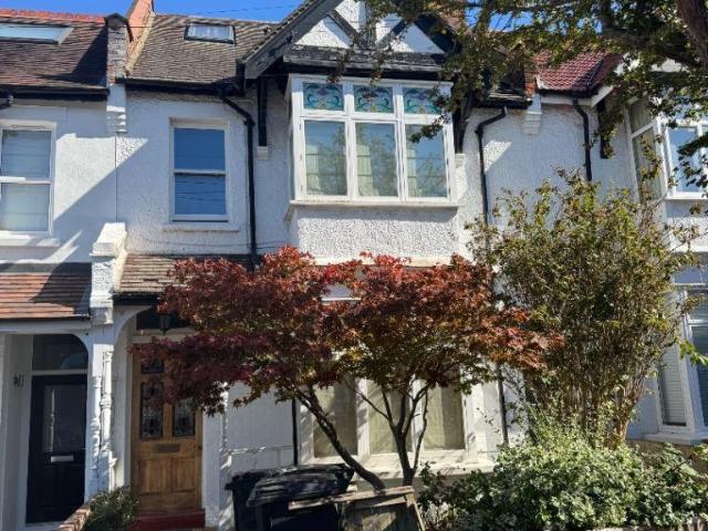 Chisholm Road, Croydon CR0 5 bed house to rent £5,000 pcm £1,154 pw