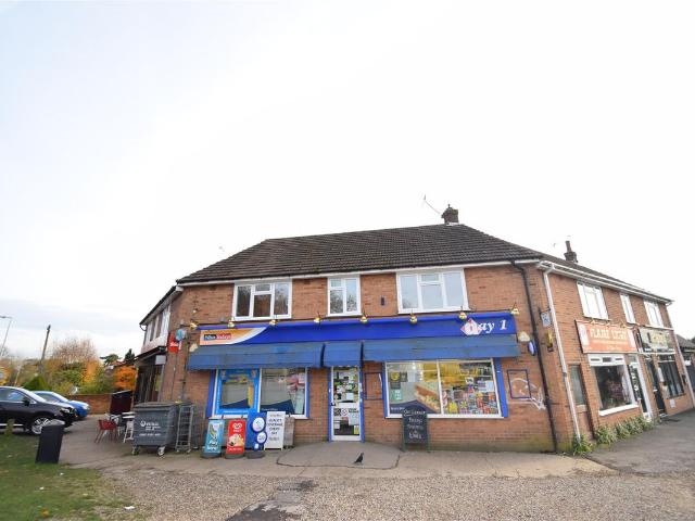 Chiswell Green, St Albans AL2, 2 bed maisonette to rent, £1,375 pcm | PrimeLocation