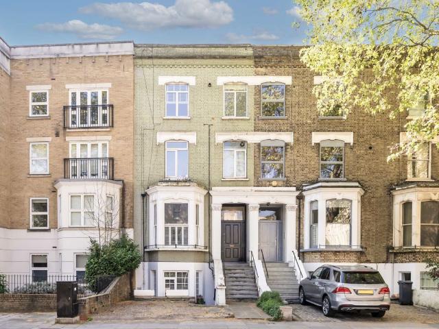 Chiswick High Road, Chiswick W4, 1 bed flat to rent, £1,900 pcm | PrimeLocation