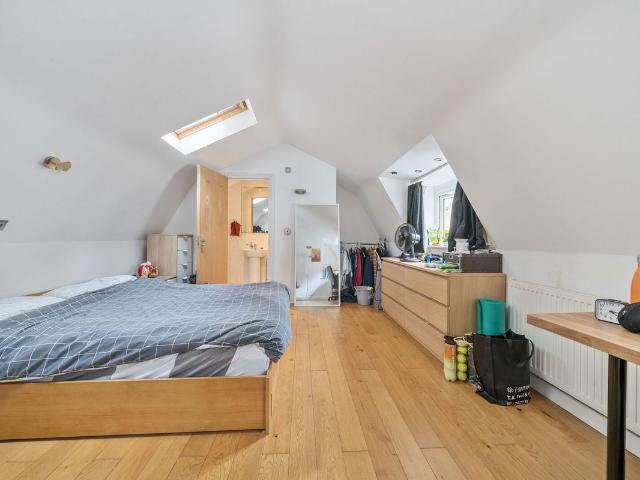 Chiswick High Road, Gunnersbury, London W4, 2 bed terraced house to rent, £2,500 pcm | PrimeLocation
