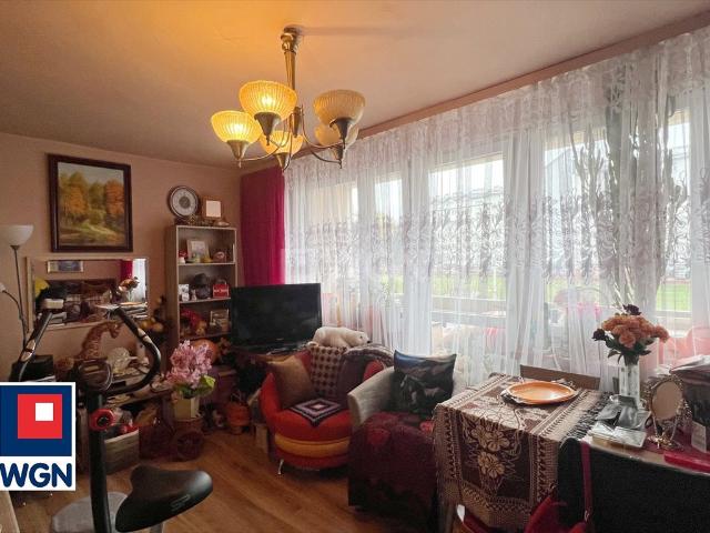 Przestronne 3 pokojowe mieszkanie z balkonem i windą polecam